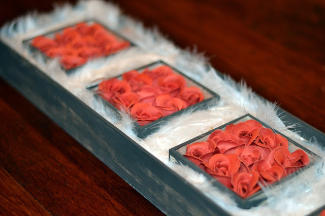 white feather and rose centerpiece
