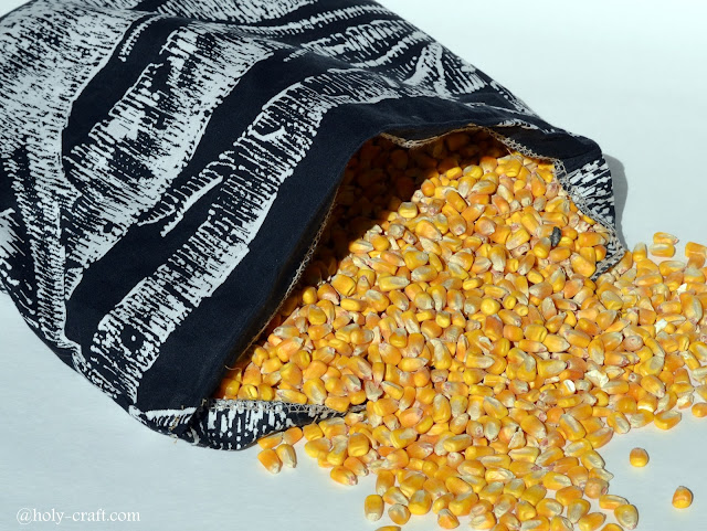 How to make a therapeutic heated corn bag How to make a therapeutic heated corn bag