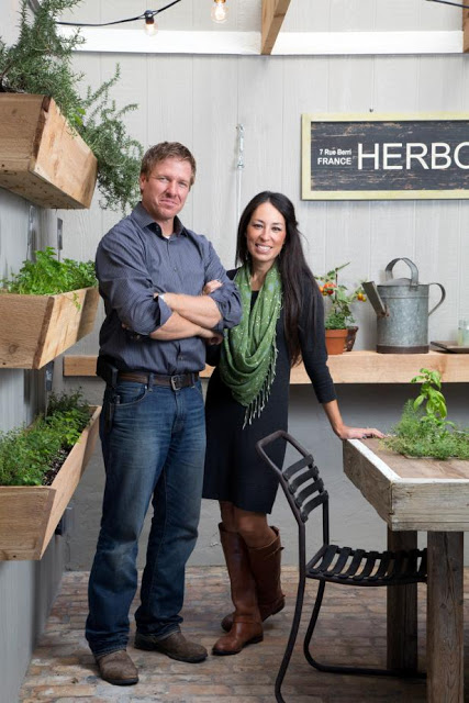 little black dress with scarf and boots Joanna Gaines little black dress with scarf and boots