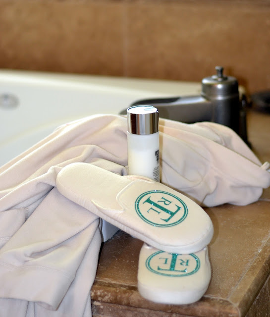 easy to make monogrammed slippers using heat transfer vinyl easy to make monogrammed slippers using heat transfer vinyl