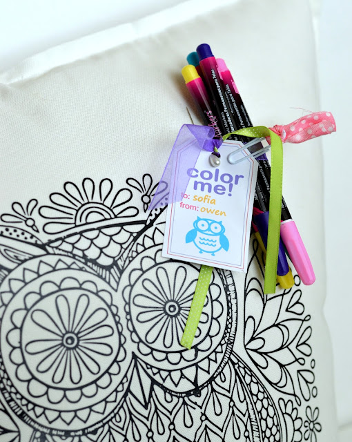 coloring gift made from heat transfer vinyl using a Silhouette cameo use fabric markers to color in this gift