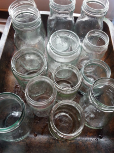 sterilising jars