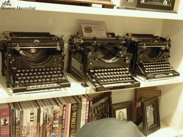 antique typewriters collection TotT8